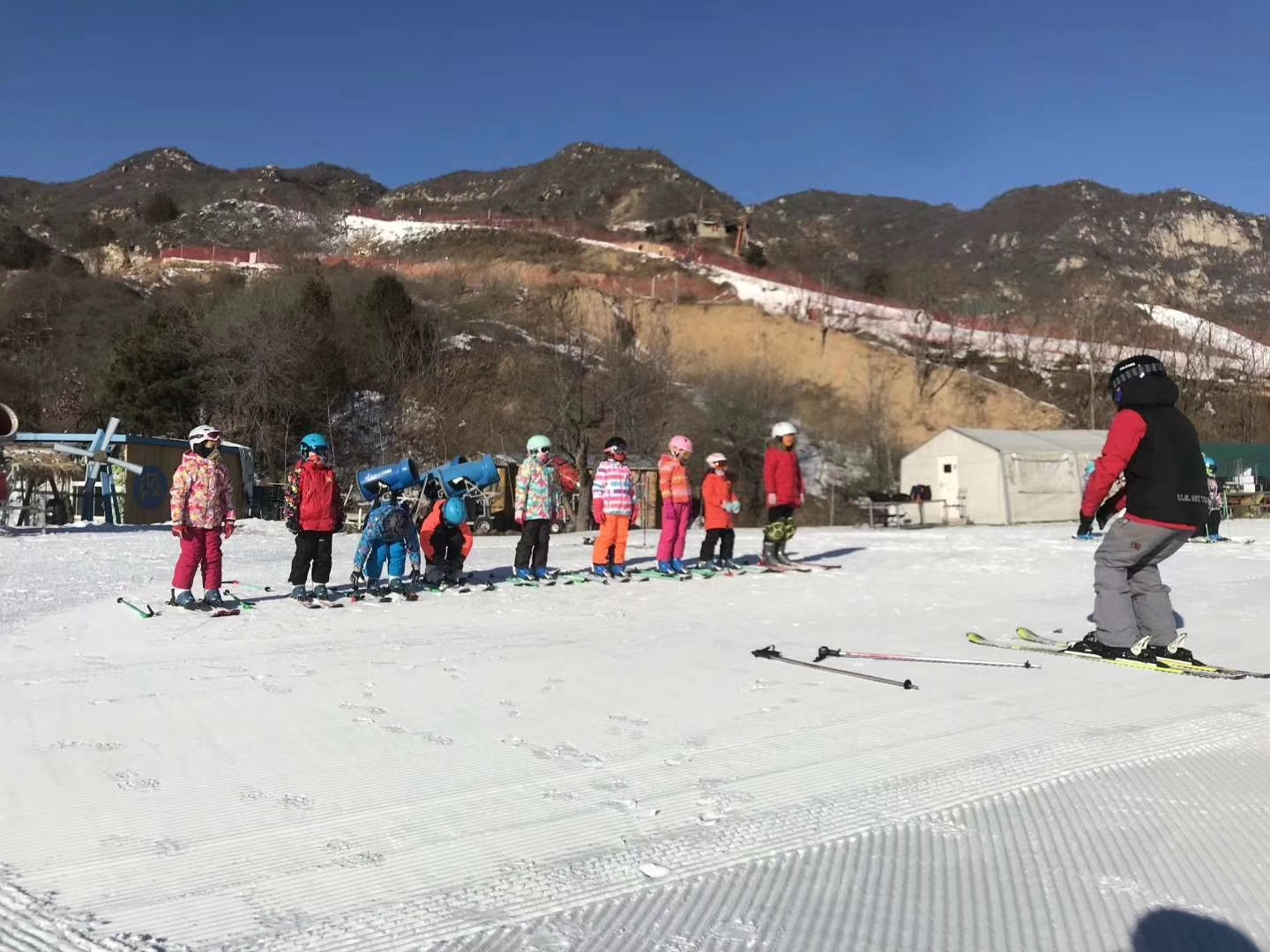 兵影拓展训练营  滑雪营